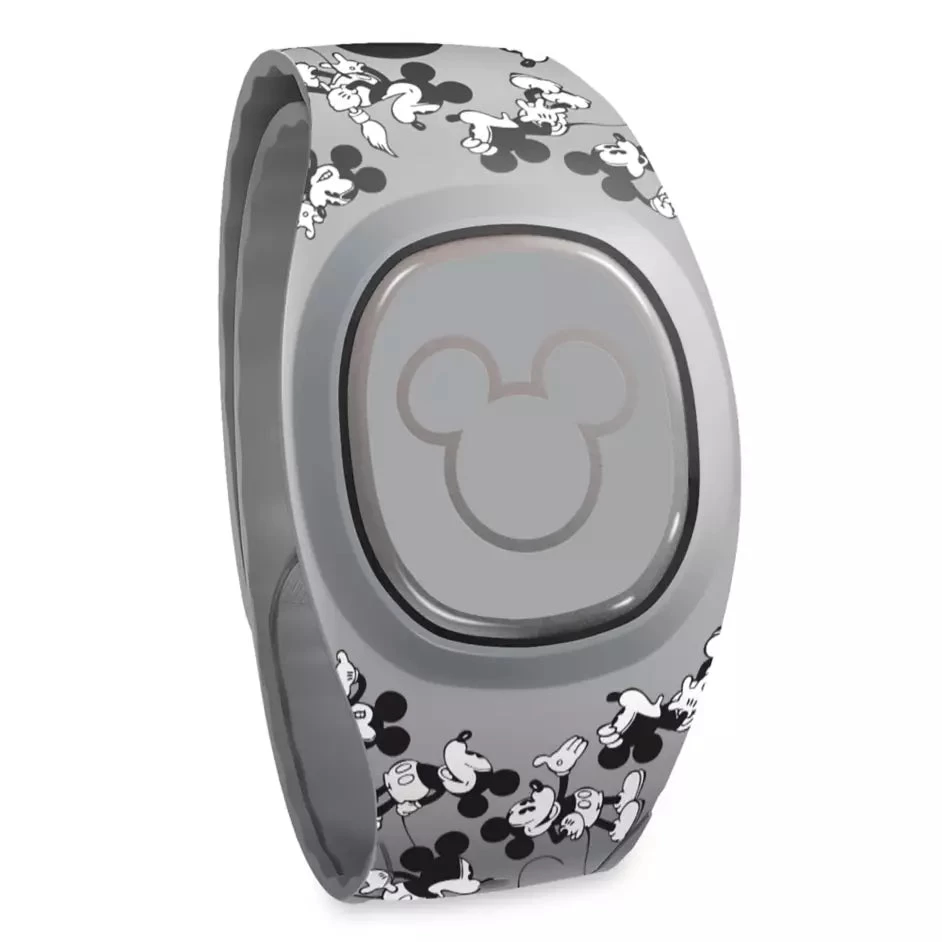 Disney Mickey Mouse MagicBand+ 3 Disney Mickey Mouse MagicBand+
