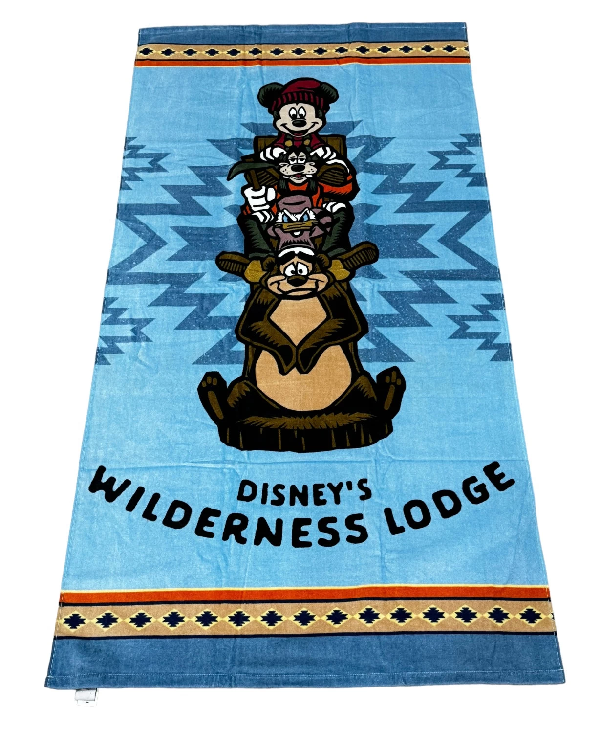 Disney Wilderness Lodge Mickey, Goofy, Humphrey Totem Beach Towel 2023 Blue 3 Disney Wilderness Lodge Mickey, Goofy, Humphrey Totem Beach Towel 2023 Blue