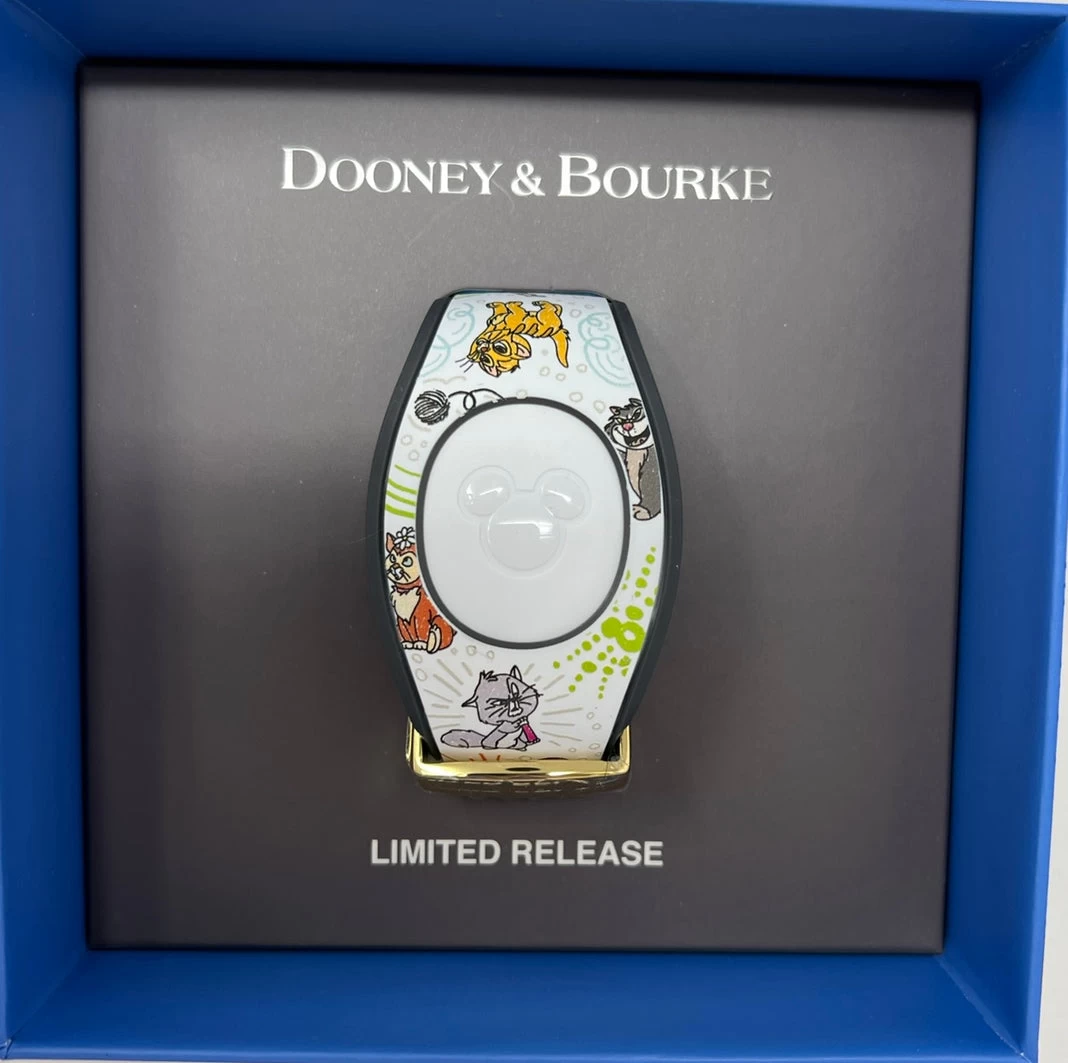 Disney Dooney And Bourke Cat Sketch Magicband-Limited Release 3 Disney Dooney And Bourke Cat Sketch Magicband-Limited Release