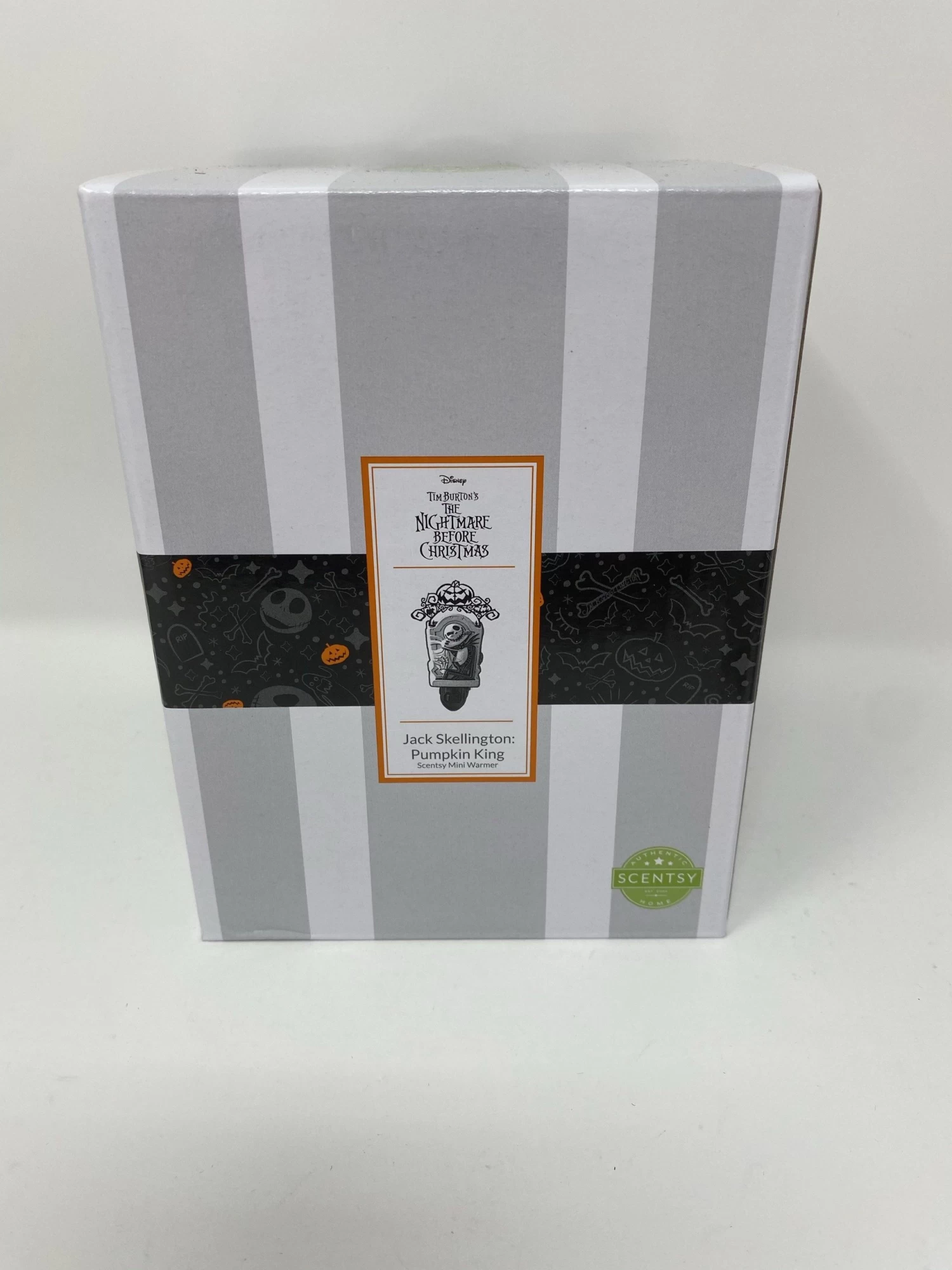 Disney Scentsy Nightmare Before Christmas Jack Skellington Wall Plug In Warmer 4 Disney Scentsy Nightmare Before Christmas Jack Skellington Wall Plug In Warmer - Image 2